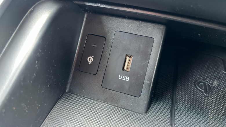 Hyundai KONA 100kW Premium 39kWh 5dr Auto Electric Hatchback